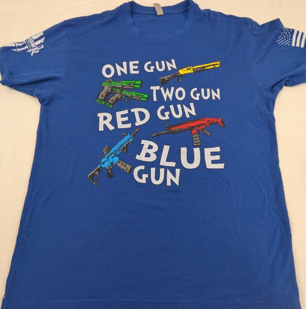 One Gun Two Gun Red Gun Blue Gun Blue Tshirt Large